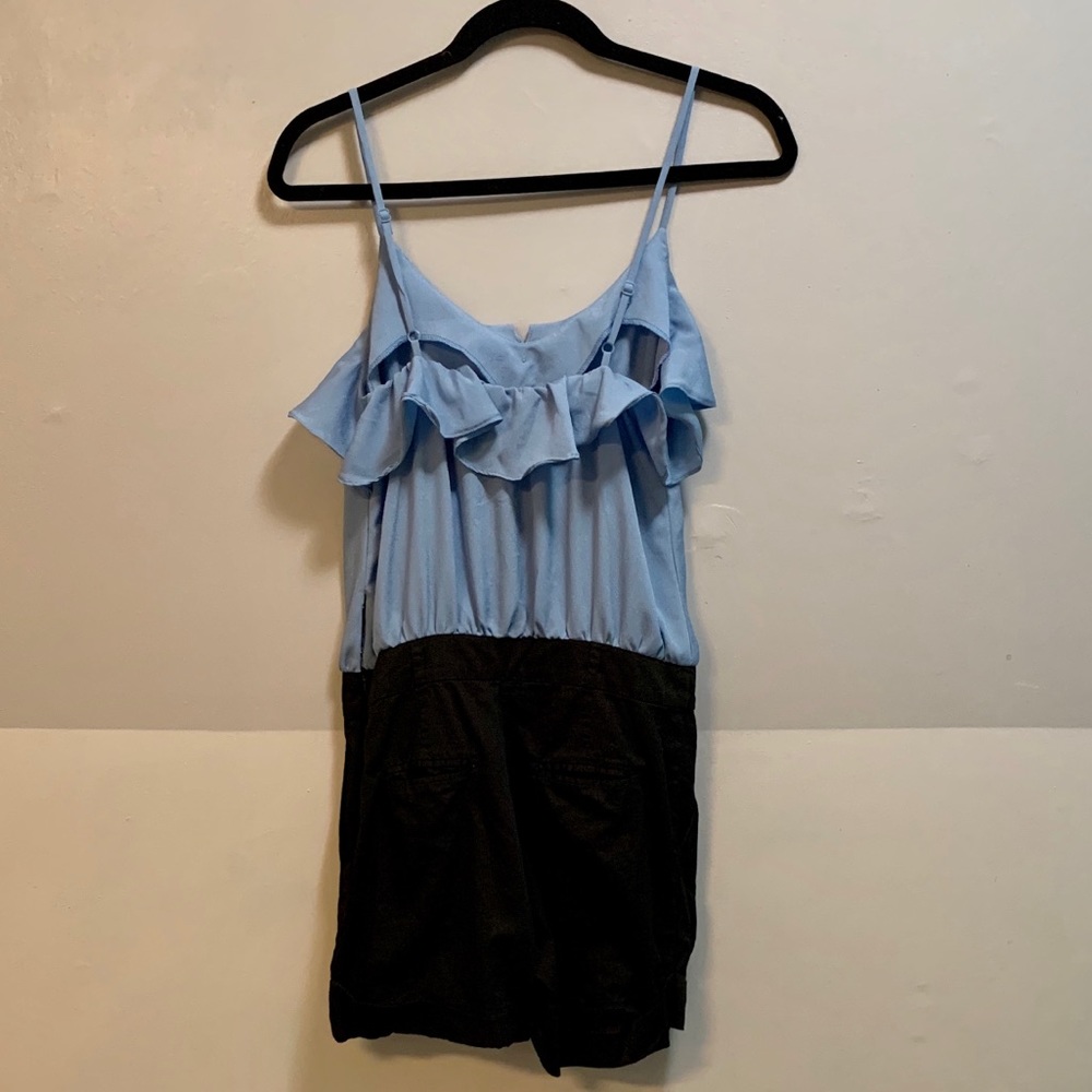 NEW Colorblock Romper w/ Ruffles - Picture 4 of 5